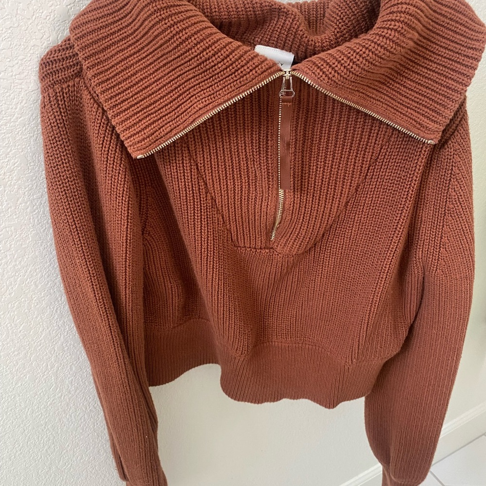 Varley 1/4 zip Women's Sweater